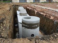 detailní reference, Betonová retenční nádrž na deštovou vodu, přečerpávací šachty do kanalizace, kozlov u křižanova, db betonové jímky